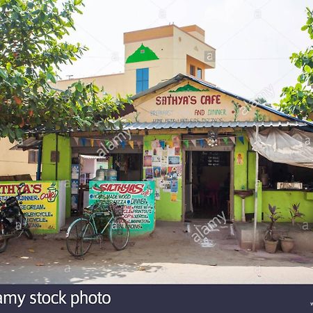 Sathya Guest House Tiruvannāmalai Екстериор снимка